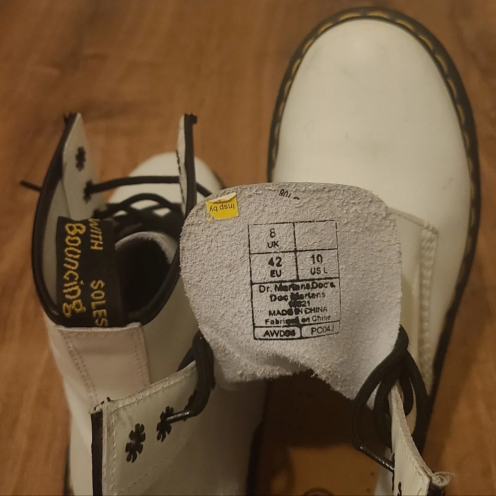 White Dr. Martens - Picture 6 of 8